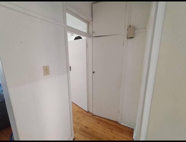 1 BEDROOM APARTMENT TO LET IN ESSENWOOD